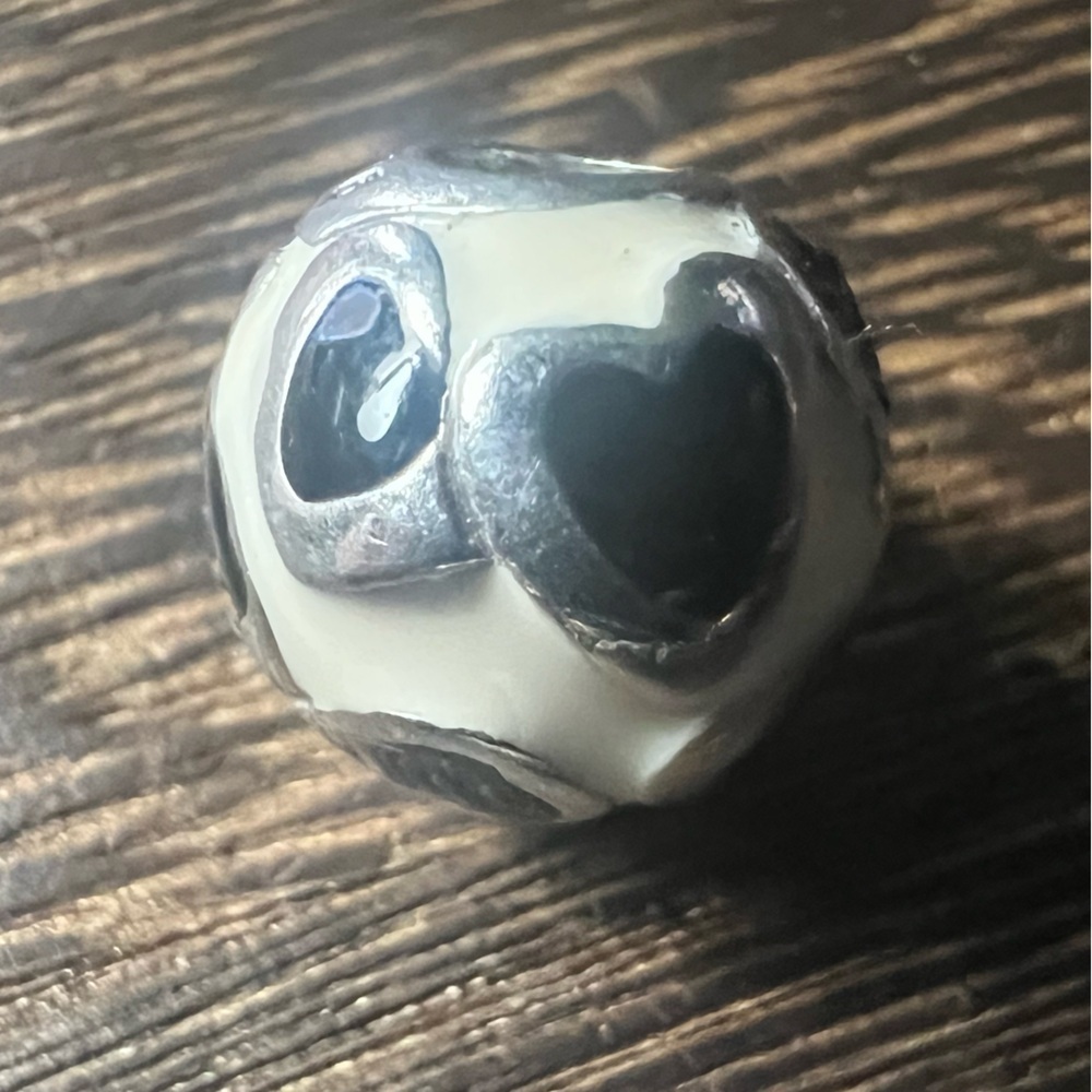 Murano Charm Black & White Hearts 925 B26